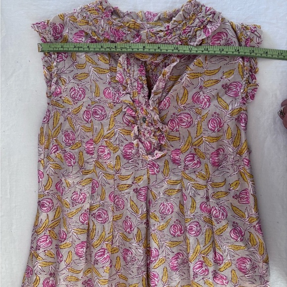 Ivy James High Neck Ruffles Sleeveless Floral Pleated Accent Top NWT Size XS - Picture 9 of 13